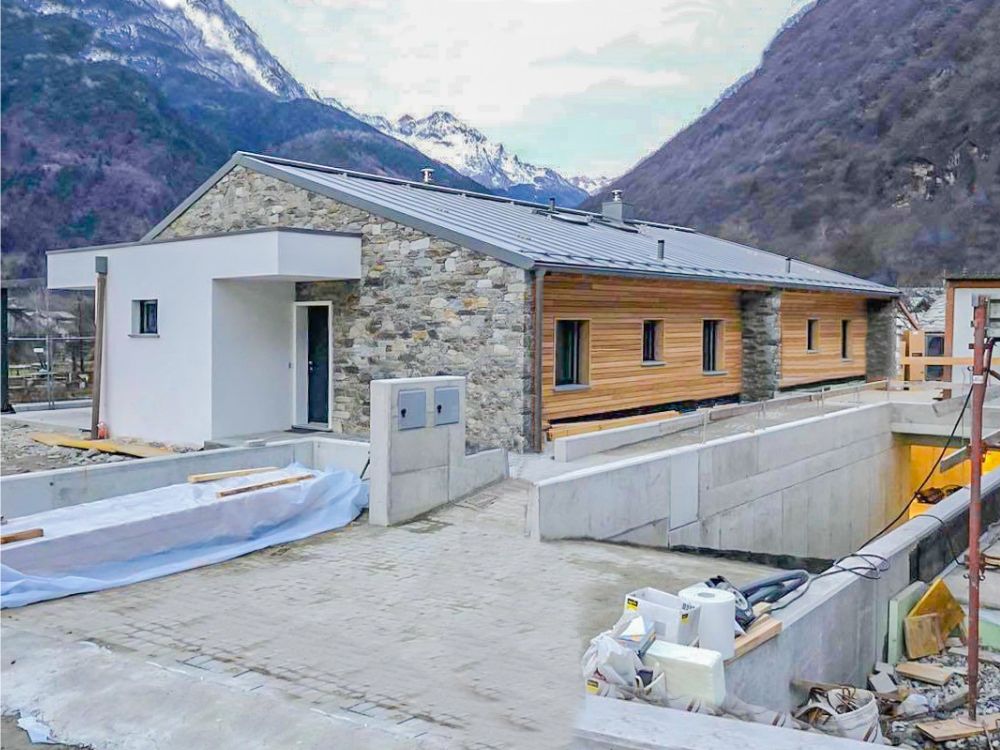 Cuccia ispirata a casa sondrio