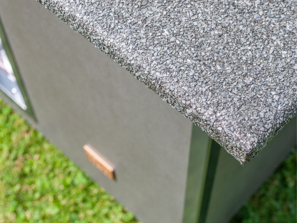 Cuccia indistruttibile da esterno Dark tetto